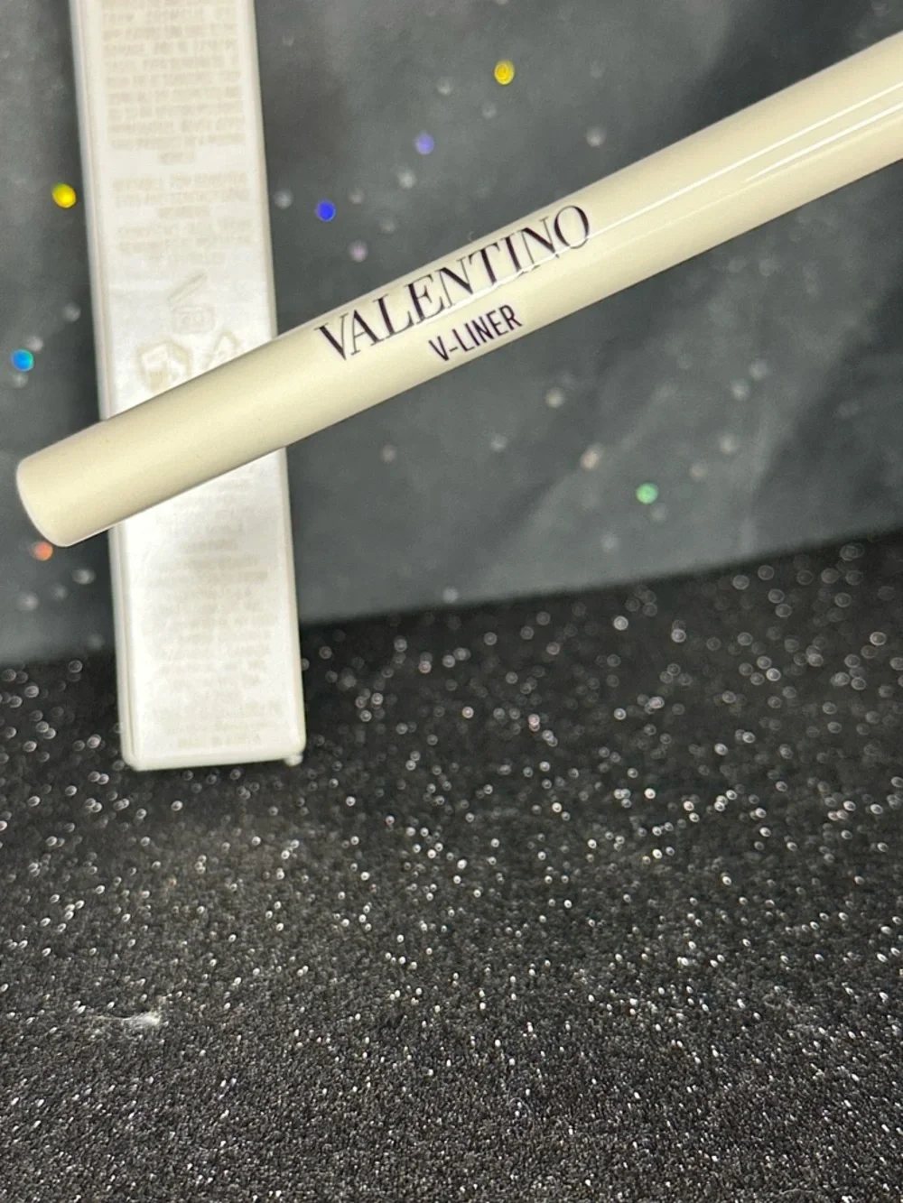 Valentino V-Liner Liquid Eyeliner —Shade Black